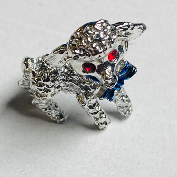 80s/90s Vintage Silver Unisex Labradoodle Dog Pin - Picture 10 of 10